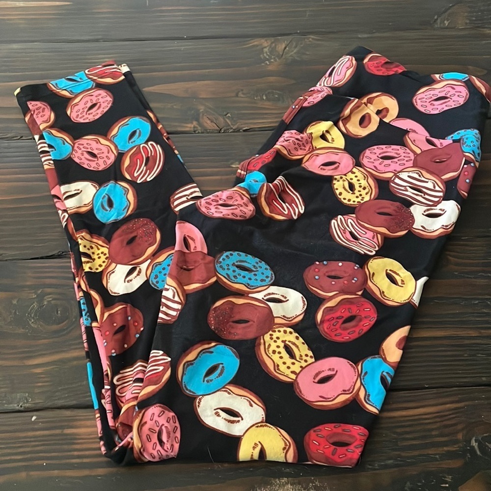 OS LuLaRoe Leggings FF22 6315